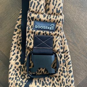 Gooseket toddler sling